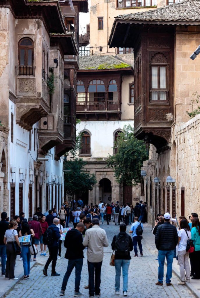 Historical Places for Kids to Learn & Explore